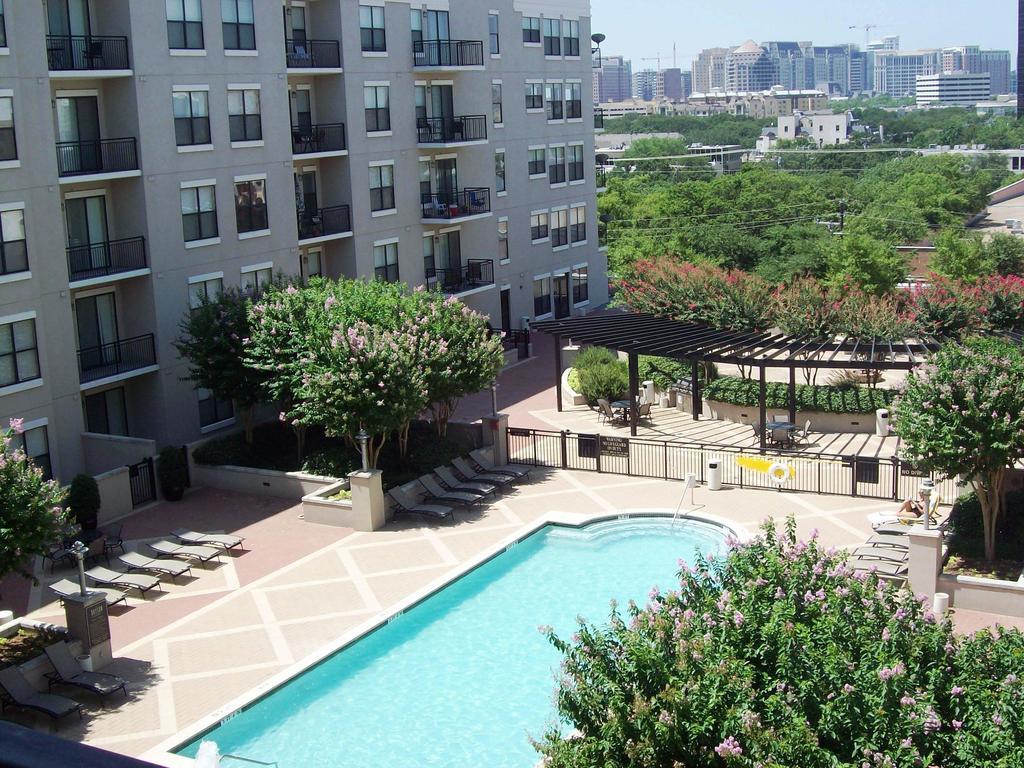 Oakwood Dallas Uptown 客房 照片